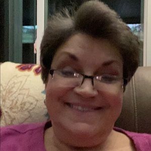 Meet your Posher, Faye